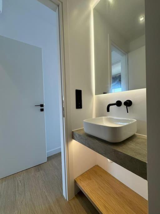 Bluemotion - Centralsuite 6Β Piraeus Buitenkant foto